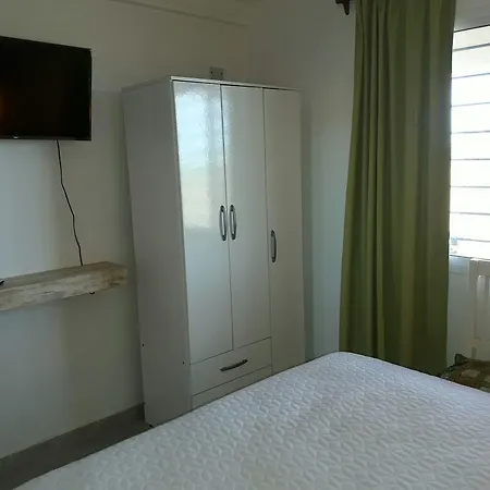 Alumine Apartment Colon  Exterior photo